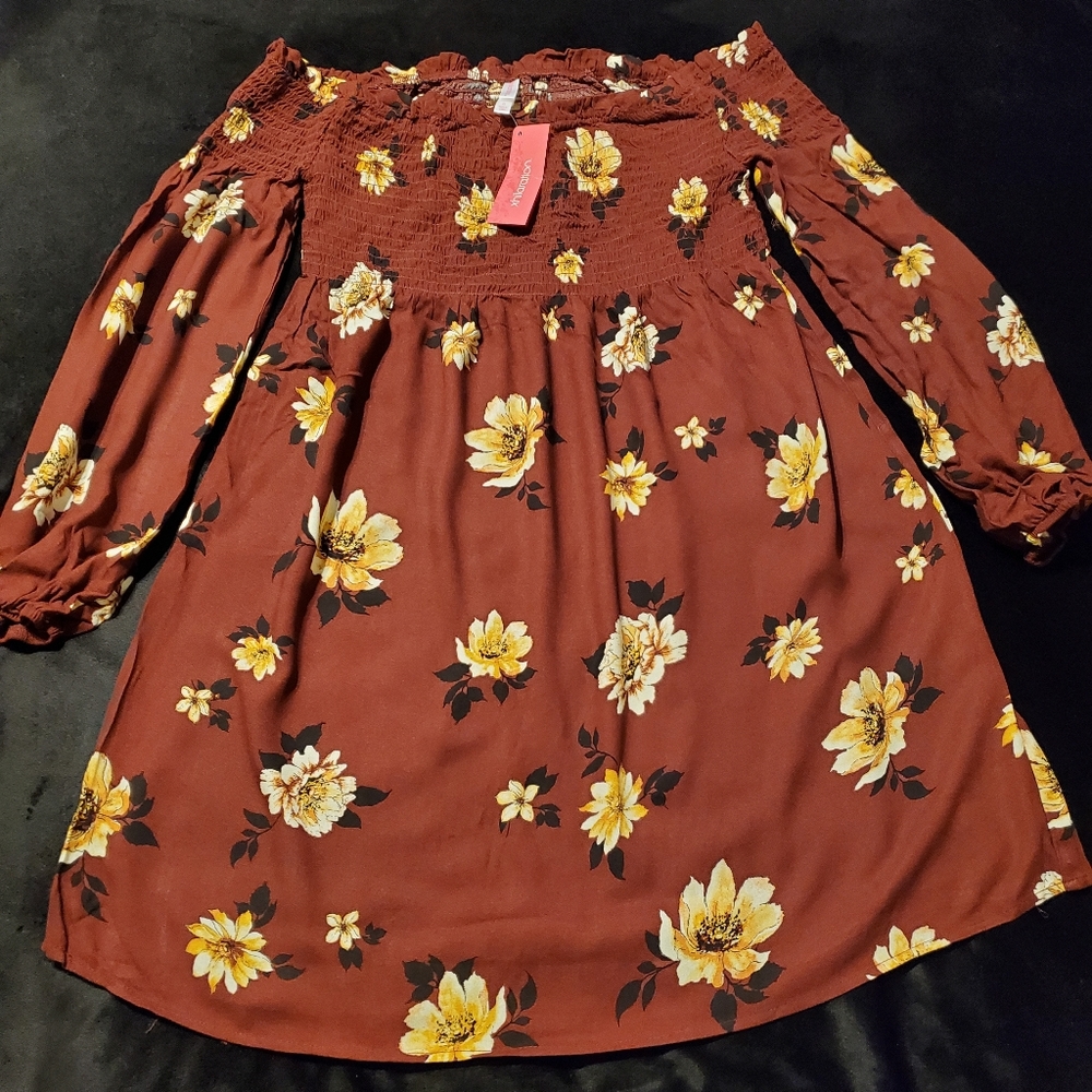 Xhilaration off the shoulder Size small dress New